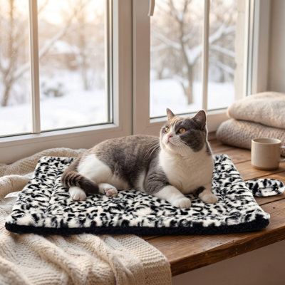 Jouet automatique à oiseaux en mouvement pour chats d'intérieur, lumière à gazouillis à mouvement rapide, comprend 2 recharges de plumes, toutes races confondues