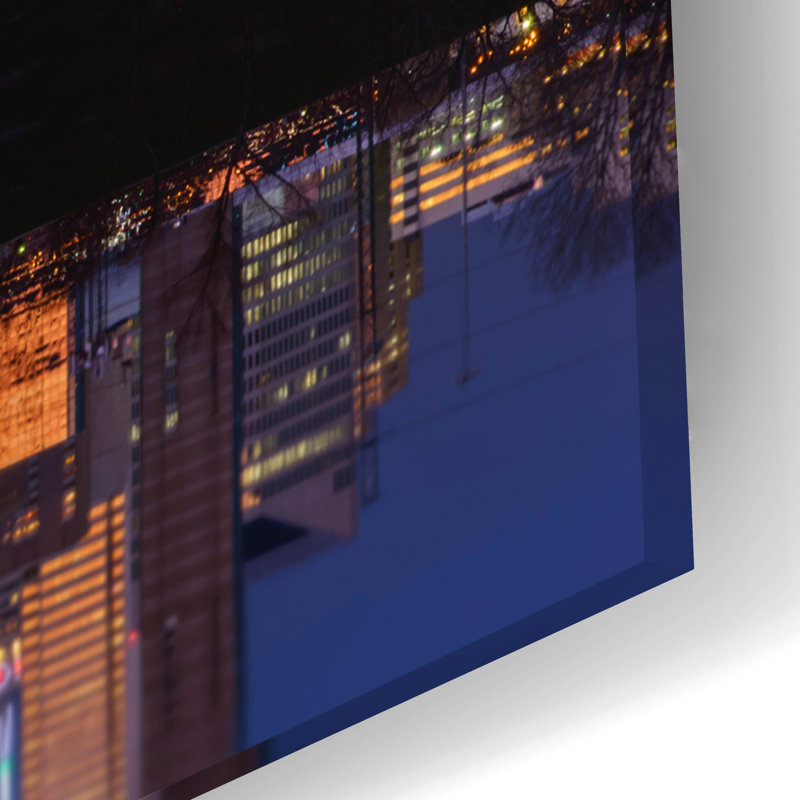 «Dallas Aglow» par Rick Berk, H 16 po x l 24 po x P 0,2 po