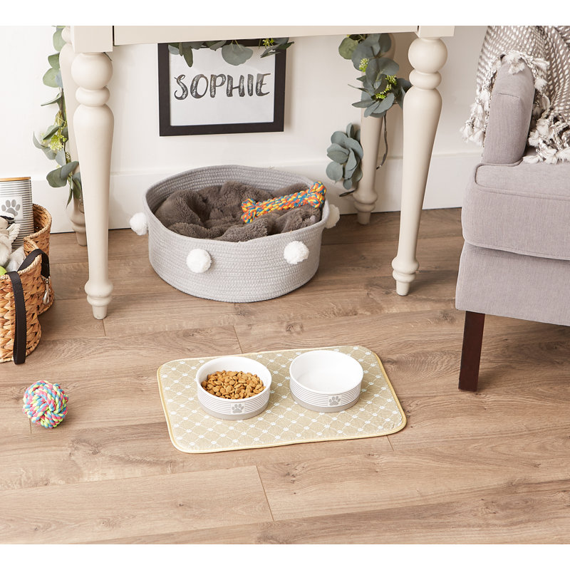 Lit pour animaux Trellis Polyester, Petit (l 18 po x P 0,25 po x H 12 po), Brun