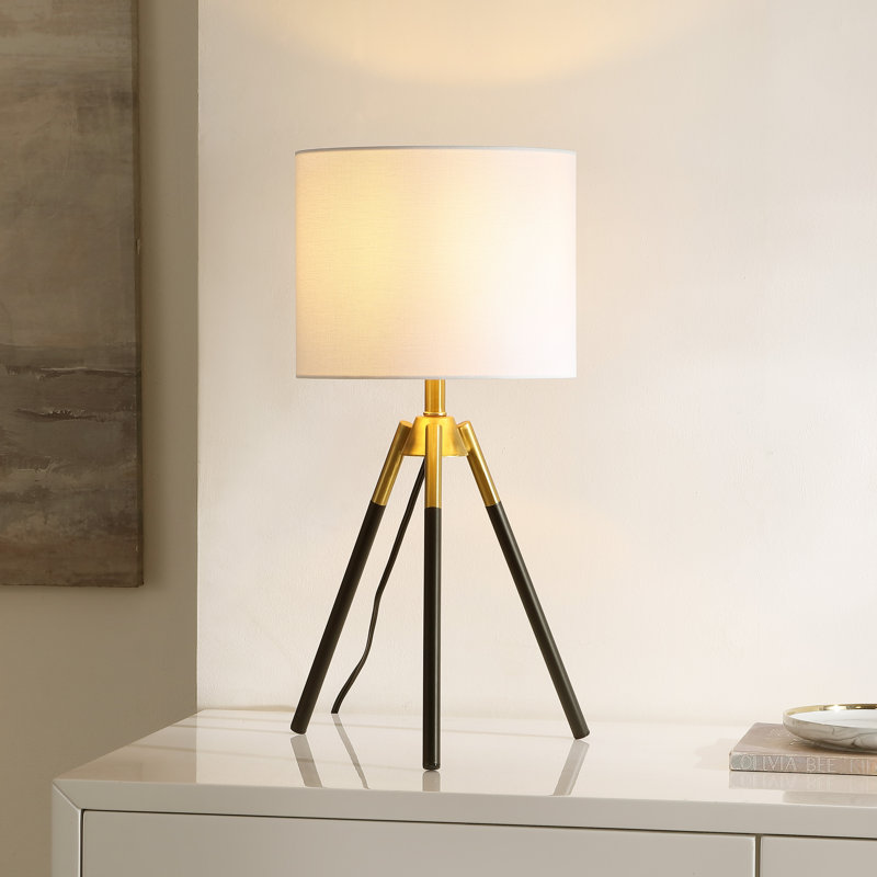 Mry Metal Tripod Lamp