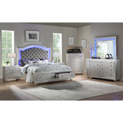 Latosia 5-Piece Bedroom Set with LED lighting by House of Hampton