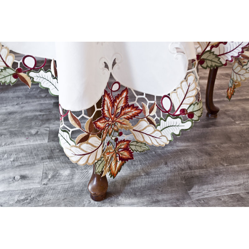 Quackenbush Fall Maple Leaf Tablecloth (67" x 90")