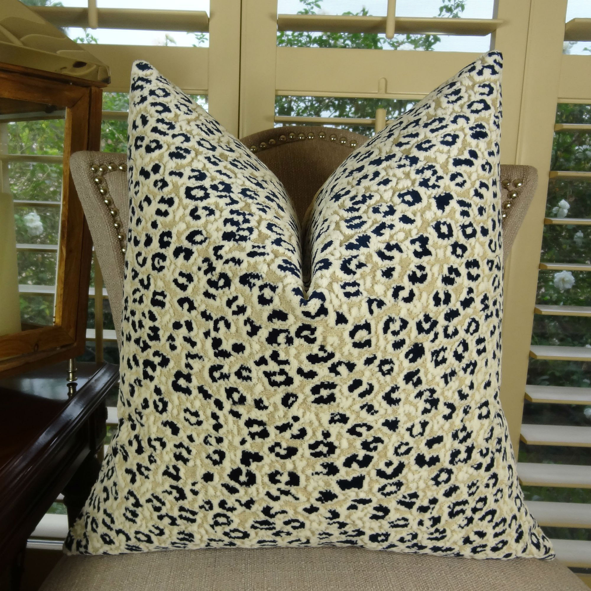 Thomas Collection Luxury Cheetah Velvet Pillow | Wayfair