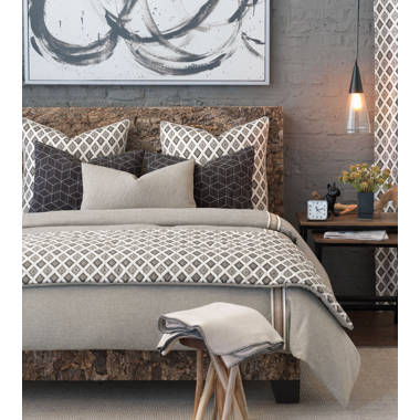 Saya Duvet Cover Set Eastern Accents Size: California King Duvet Cover + 7 Additional Pieces