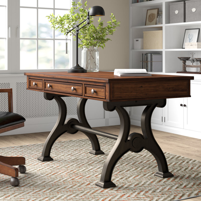 Annalissa Dasher Desk