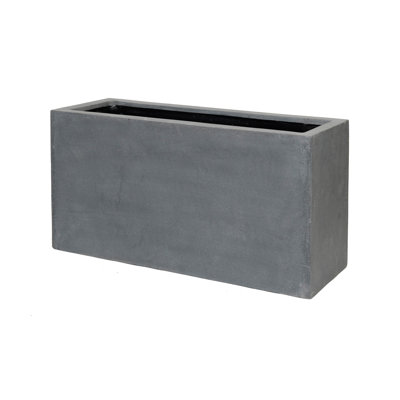 Jort M, gris