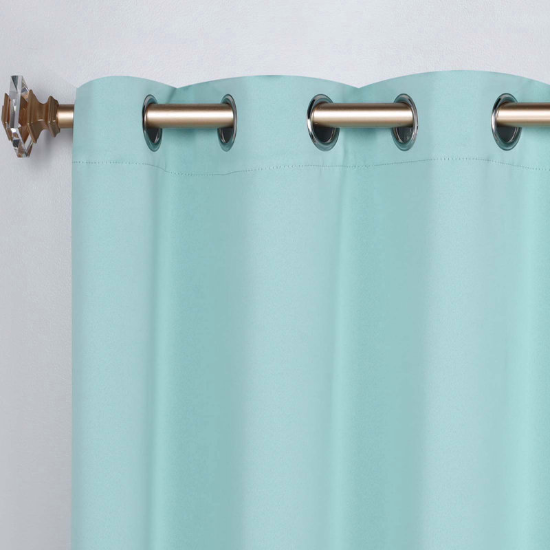 Paire de rideaux obscurcissant avec œillets Millendon, Lys vert, L 42 po x L 63 po
