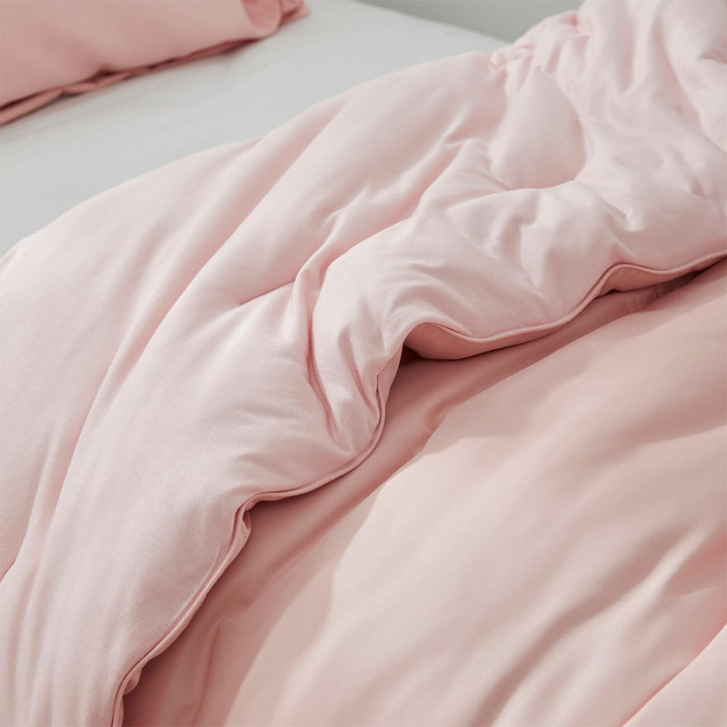 Coma Inducer Cold Pandas Knitting Rayon Oversized Comforter Set, Pink, King Comforter + 2 King Shams