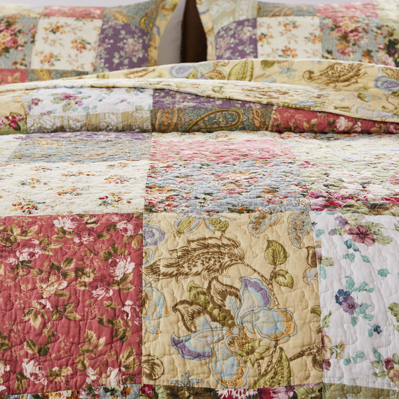 King Size Multicolor Cotton Reversible Bedspread Set