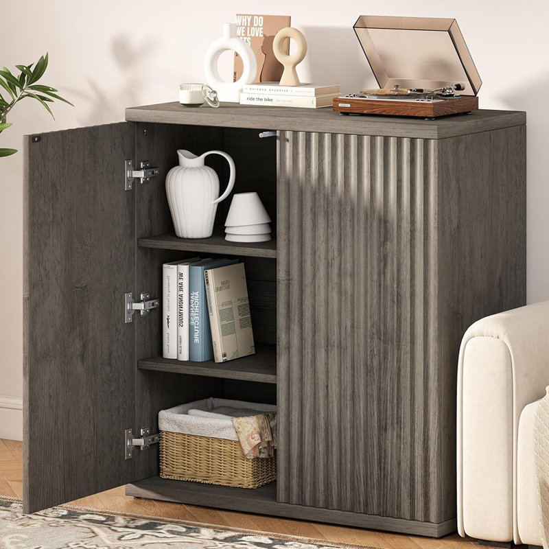 Buffet cannelé avec portes, crédence de rangement moderne, gris
