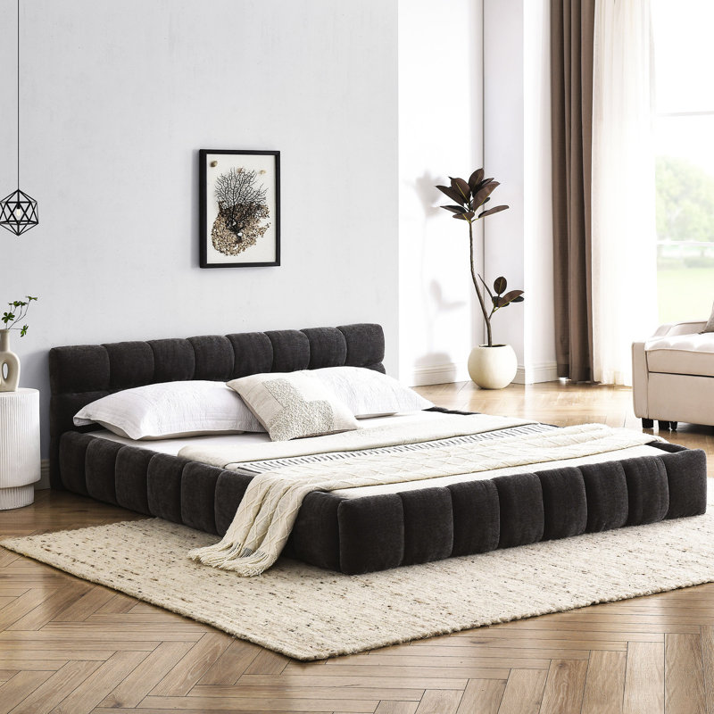 Grand lit plateforme gris foncé avec revêtement en chenille, structure solide et solide, aucun lit tapissier requis, gris, tissu, pour le confort de la chambre à coucher