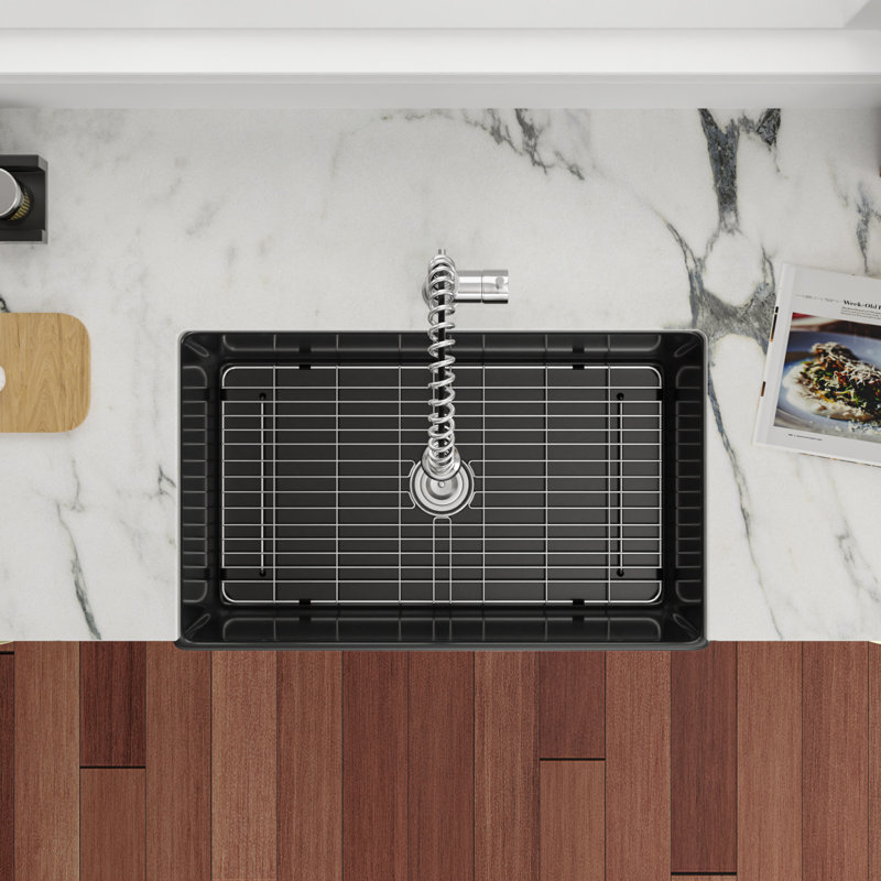 33" L x 20" W Ceramic Single Bowl Farmhouse Kitchen Sink with Basket Strainer, Matte Black