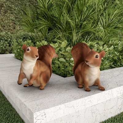 Ladd Squirrel Garden Statue 