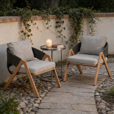 Chaise de patio avec coussins