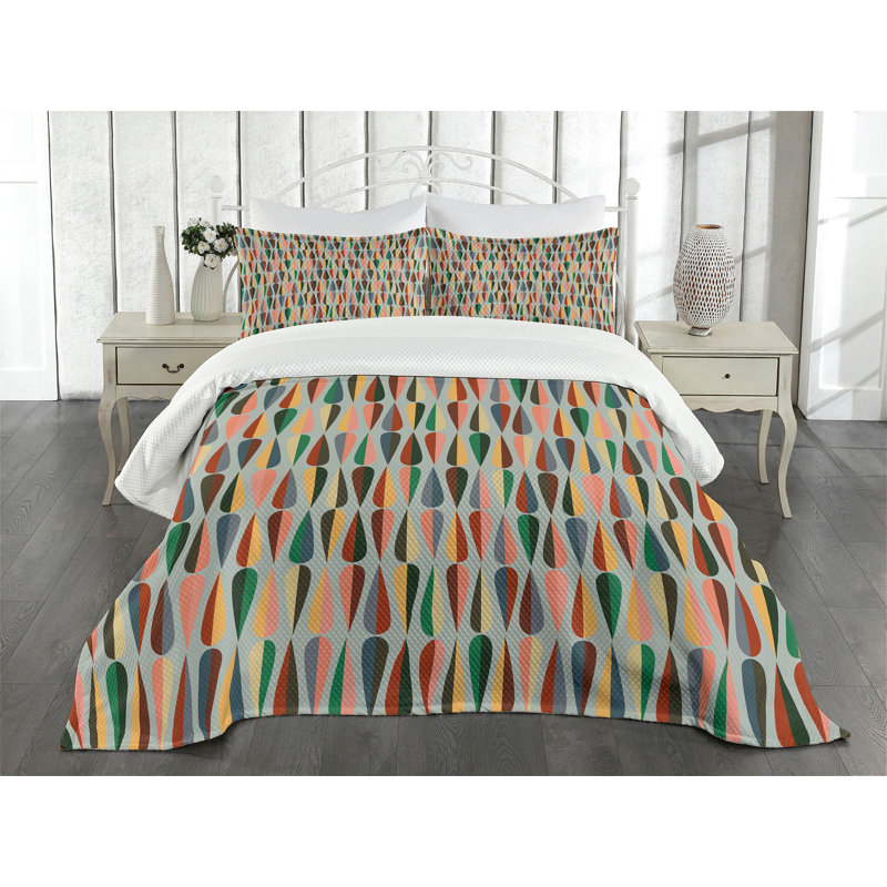 Queen White Multicolor Polyester Bedspread Set