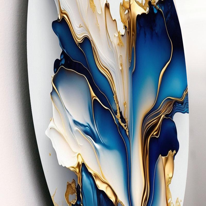 Géode abstraite, forme de marbre doré et bleu III - art abstrait rond en marbre sur métal, L 23 po x H 23 po