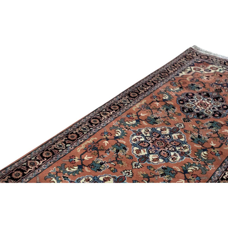 Hand Woven Wool Oriental Area Rug