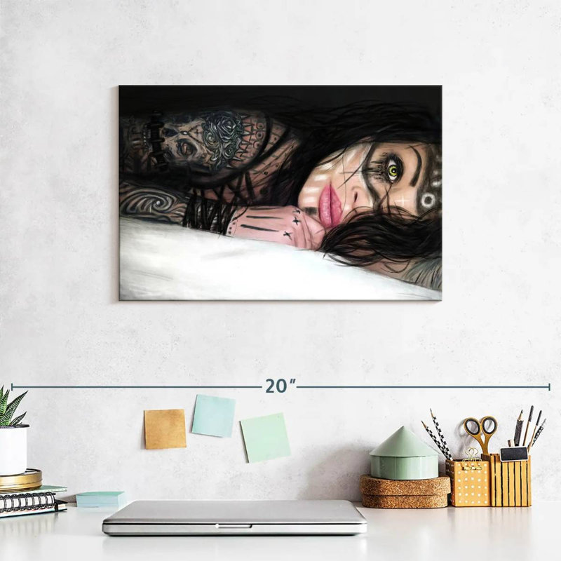 Leisha Edge, 8" H x 12" W