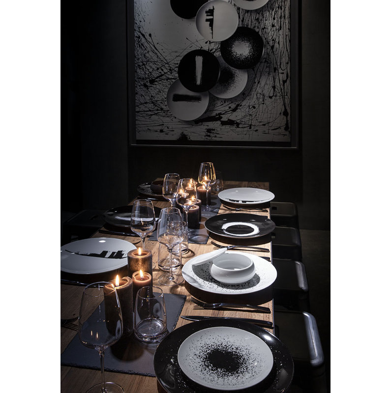 Arty Creation Porcelain Salad/Dessert Plate, Black