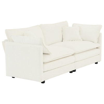 Salon en chenille blanche - 2 avec 4 coussins, structure en bois de qualité supérieure, créant une atmosphère sereine, un canapé et une structure en tissu