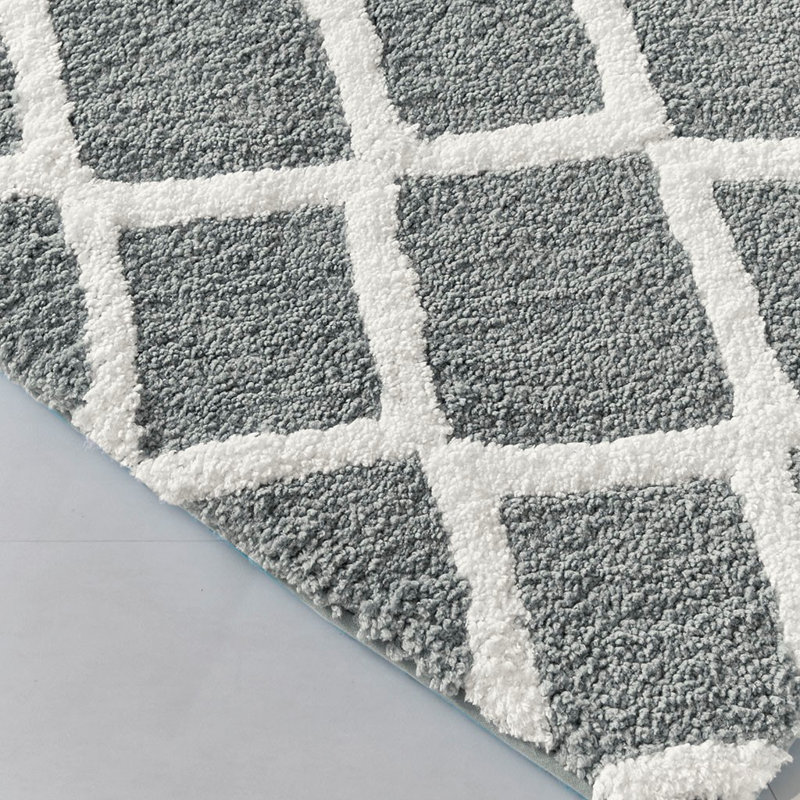 Tomohiko Microfiber Bath Rug, Gray, 21" W x 34" L