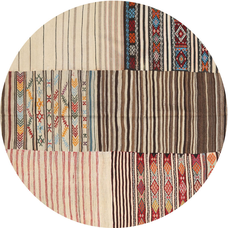 Indoor Rug, Round 3'