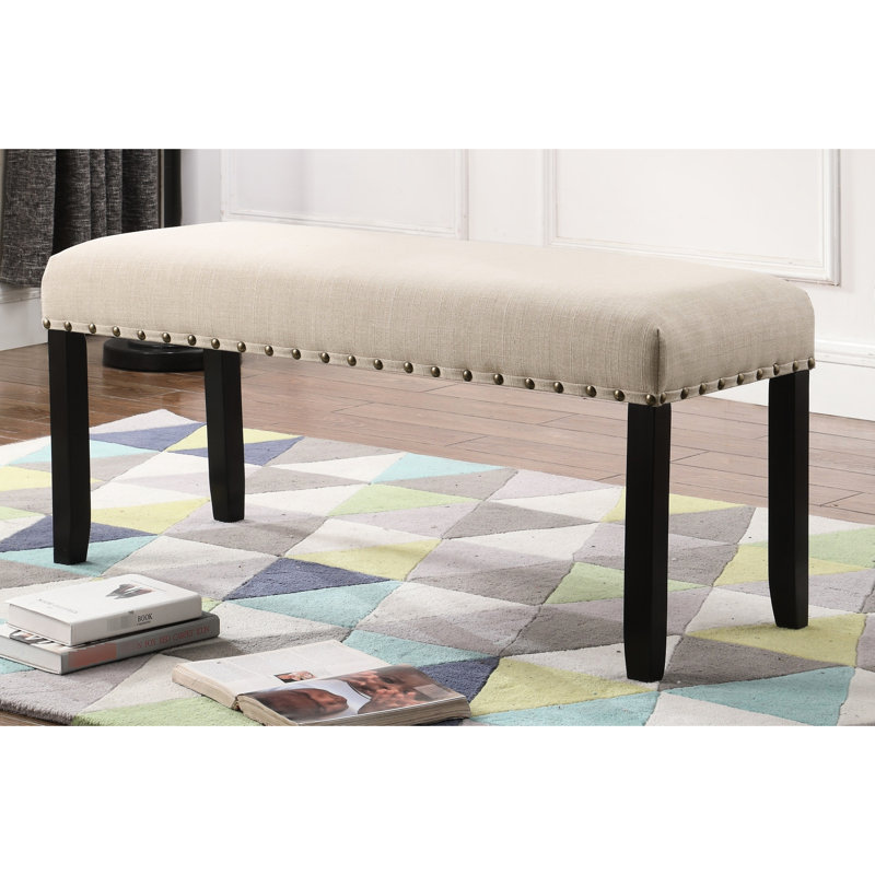 Banc de salle à manger brun clair avec attrait. Tissu de lin et de coton. Pieds tournés en bois franc. L 44 po x P 16,5 po x P 19 po. Assemblage requis. Caractéristique incontestable. Matériau. Pieds. Partiel requis