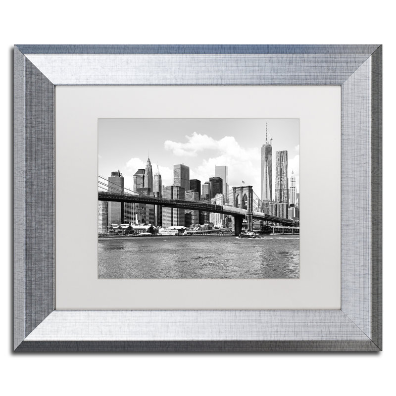 « view of manhattan » par philippe hugonnard,, photographie encadrée sur toile, H 11 po x l 14 po x P 0,5 po, Blanc mat