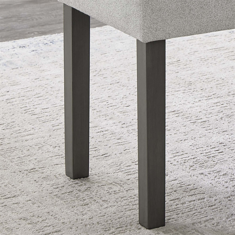 Banc rembourré en tissu gris clair Selena avec structure en bois gris foncé Selena