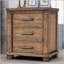 Table de chevet rustique en bois massif récupéré à trois tiroirs, parfaite pour ajouter du charme et du rangement à n'importe quelle chambre à coucher