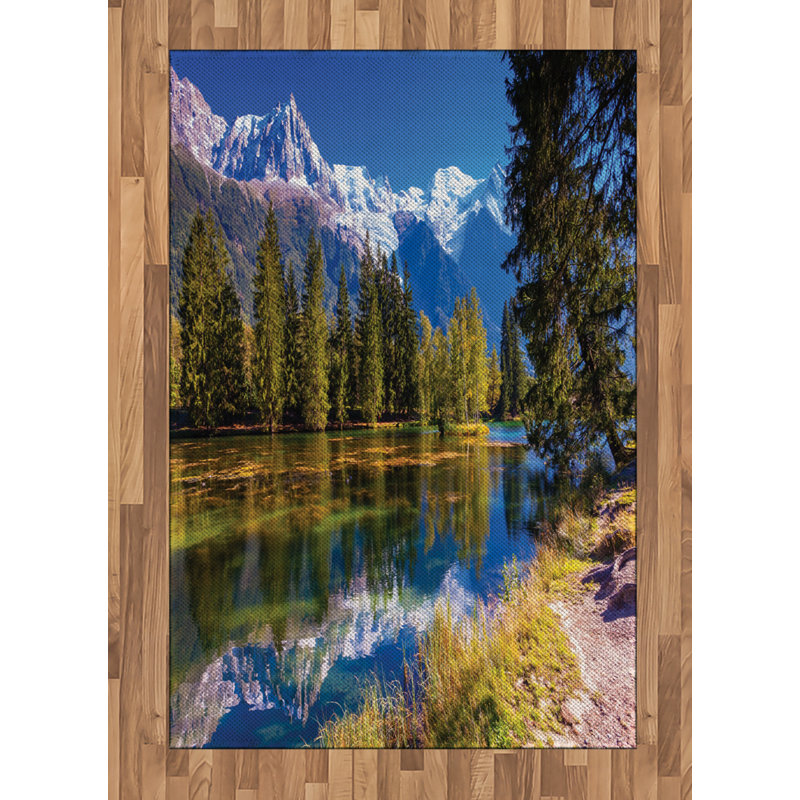 Tapis décoratif à haute densité Mountain Mountain, Rectangle— 4 pi x 5 pi 8 po