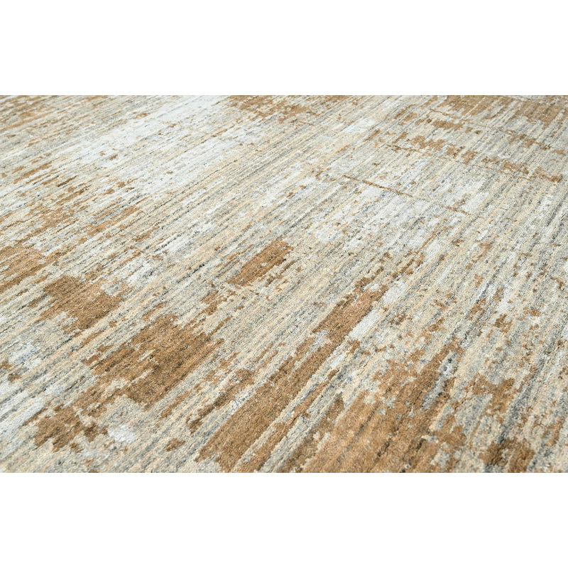 Hristodor Wool Oriental Indoor Rug