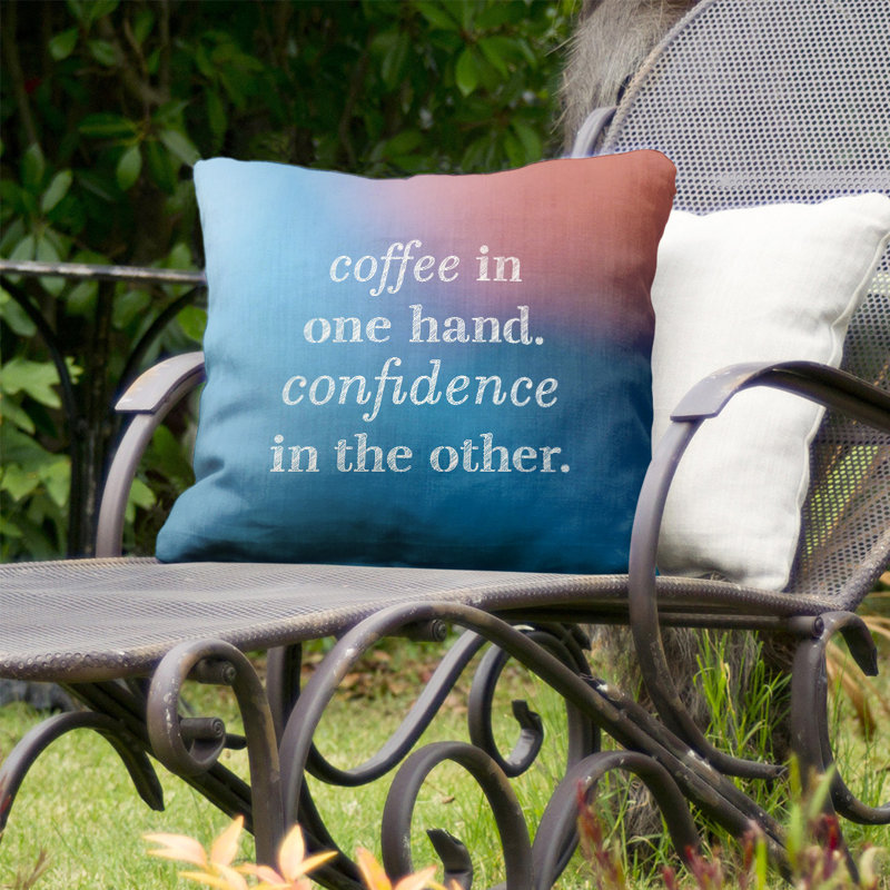 Coussin intérieur/extérieur café et confiance, 16 po x 1 po, Bleu / rose