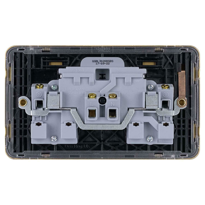 Aalani Wall Mounted Socket