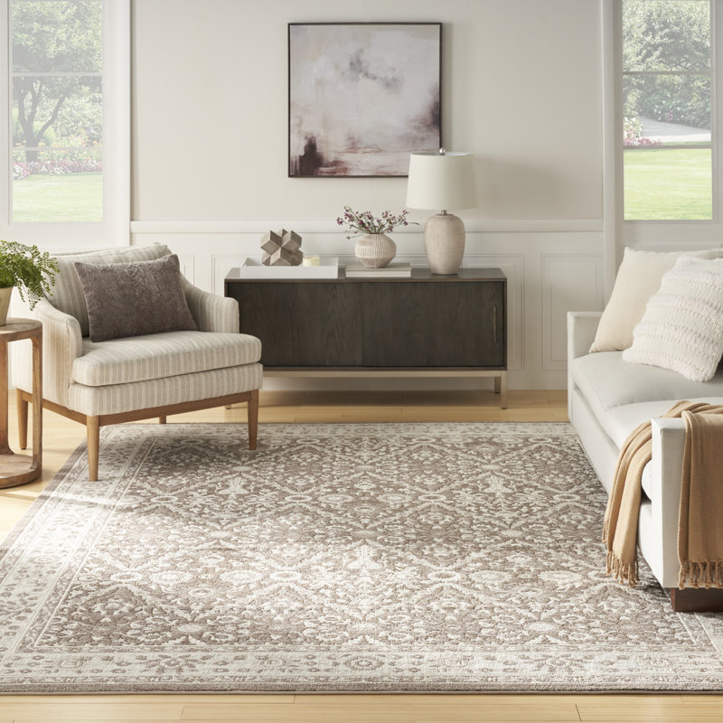 Charlton Home® Dionigia Ivory Mocha Vintage Indoor Rug, Rectangle 6' x 9'