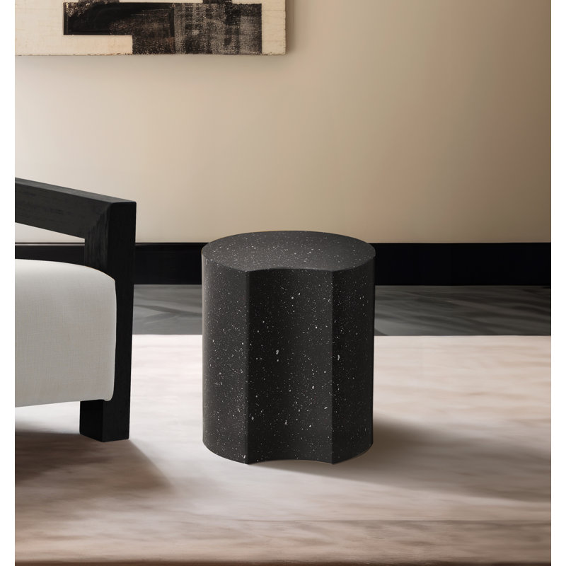 Table de bout Hylie, Noir / noir Terrazo, H 18 po x l 16 po x P 16 po