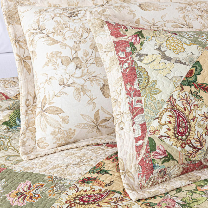 Lunaria Cotton Patchwork Quilt Set, Oversized King