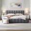 Grand lit plateforme tapissier avec tissu épais et structure solide pour plus de confort et de durabilité dans n'importe quelle chambre à coucher.-1599310763