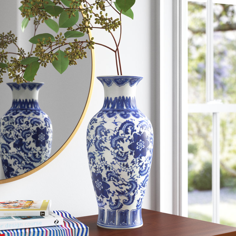 Vase de table en porcelaine Aneekha, Bleu, H 18 po x l 8,25 po x P 8,25 po