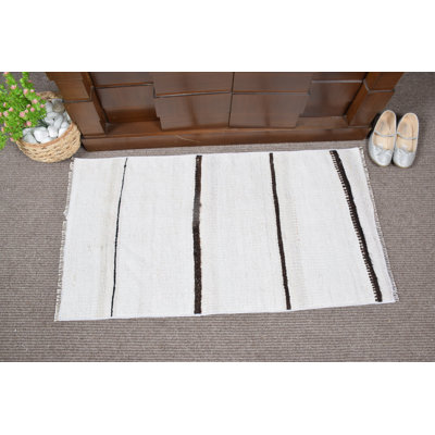 Tapis de porte traditionnel turc tissé à la main en ivoire avec rayures pour un décor rustique