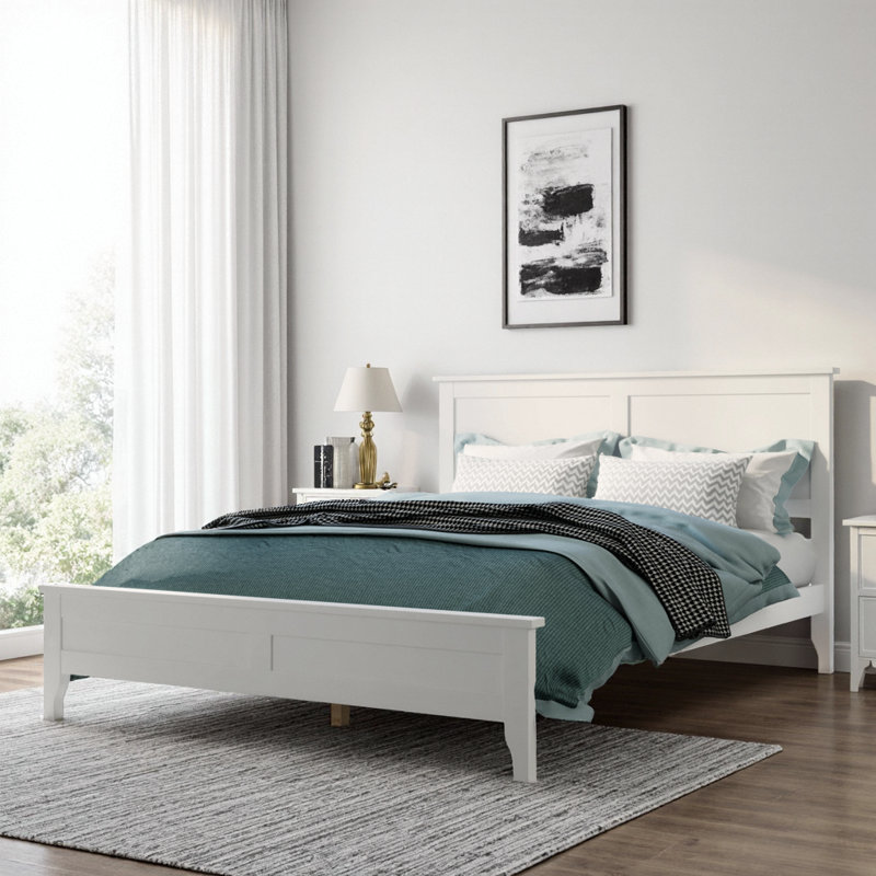 Cadre de lit très grand Modern Farmhouse, lit plateforme en bois massif avec tête de lit, capacité de poids élevée et support robuste, finition blanche
