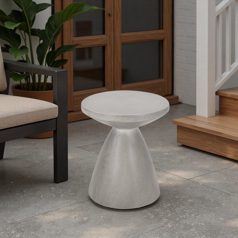 Table d'appoint d'extérieur en béton léger