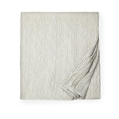 Ondate Coverlet