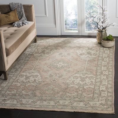Amet Sivas Hand Knotted Wool & Viscose Oriental Rug in Peach/Ivory