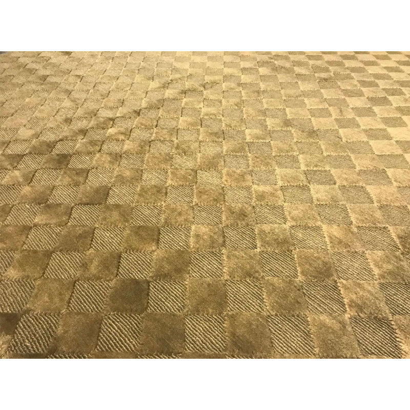 Himalayan Wool Checkered Area Rug