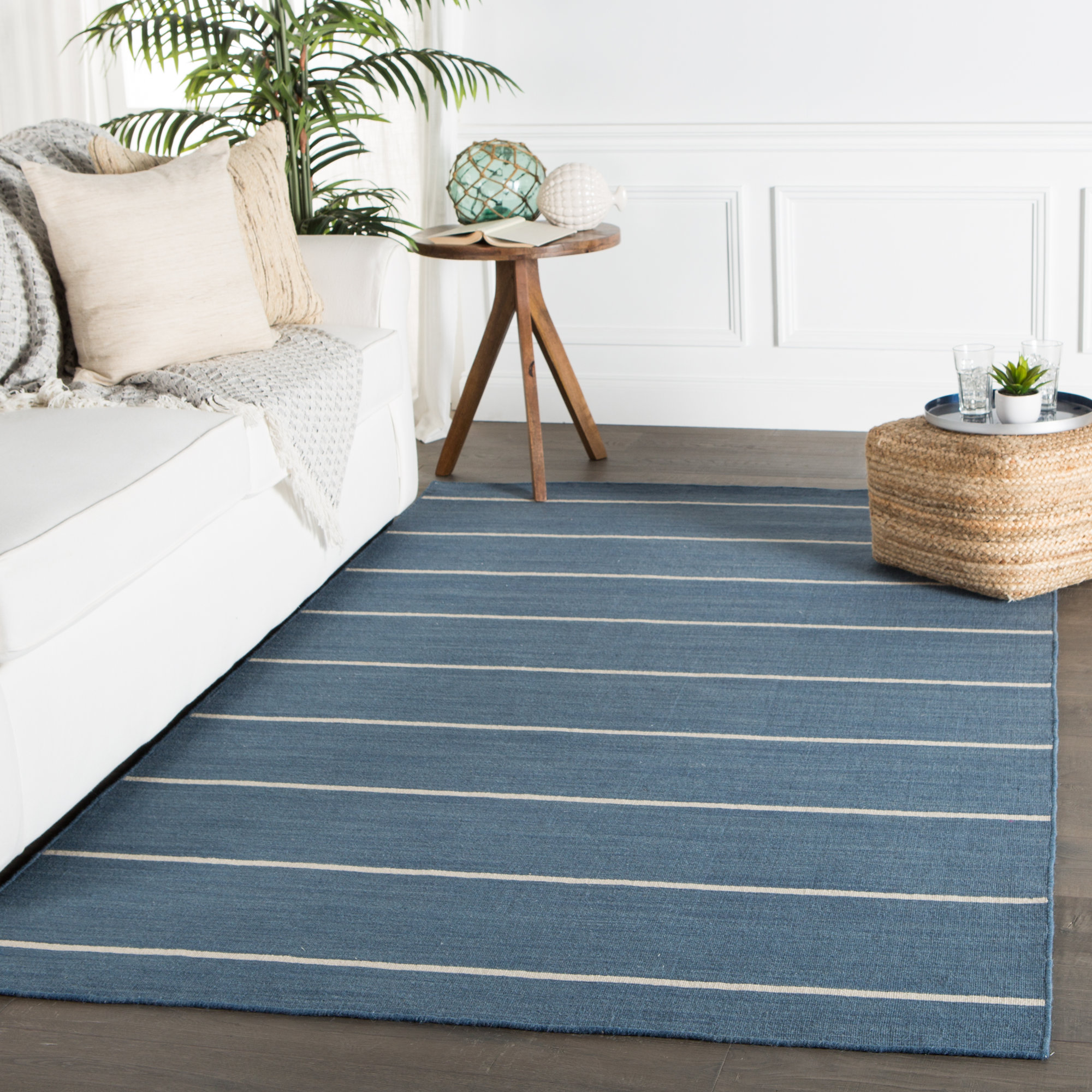 Creekmont Handmade Wool Cream Rug, Rectangle 7'6'' x 9'10''