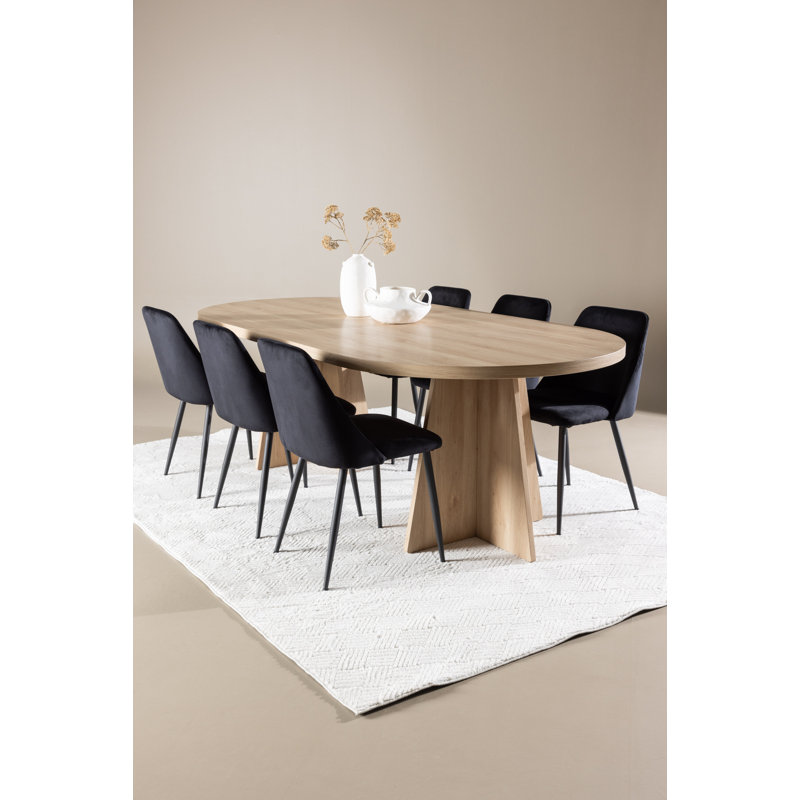 Martinsburg 6 - Person Dining Set