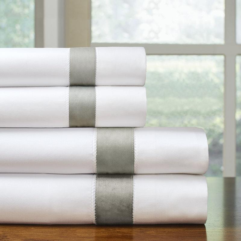 Ensemble de draps en coton à ourlet bordé à longues fibres 525 fils Pointehaven, BLANC / GRIS ACIER, Queen Sheet Set