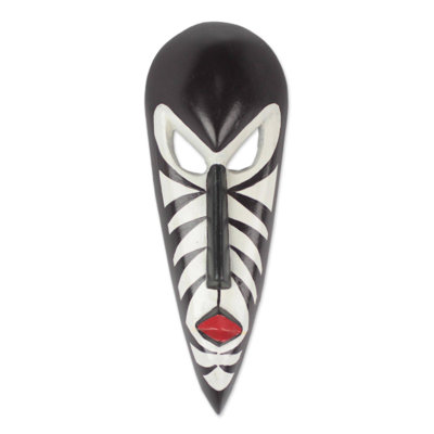 Masque en bois africain rayures love