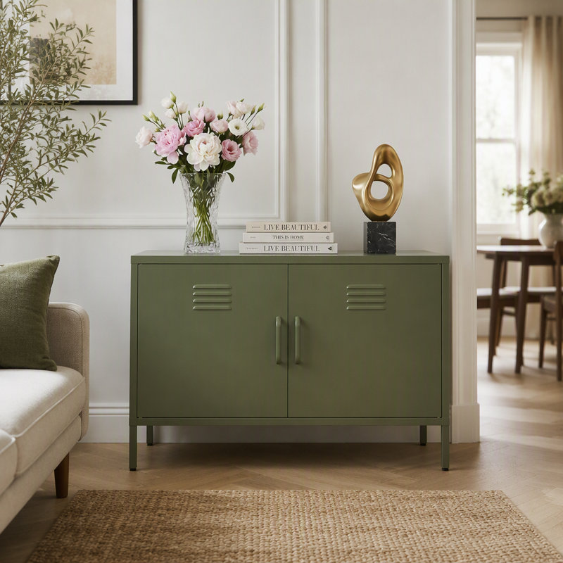 Armoire de rangement en métal durable et multifonctionnelle avec tablettes réglables et hauteur personnalisable, parfaite pour l'organisation à la maison et au bureau.